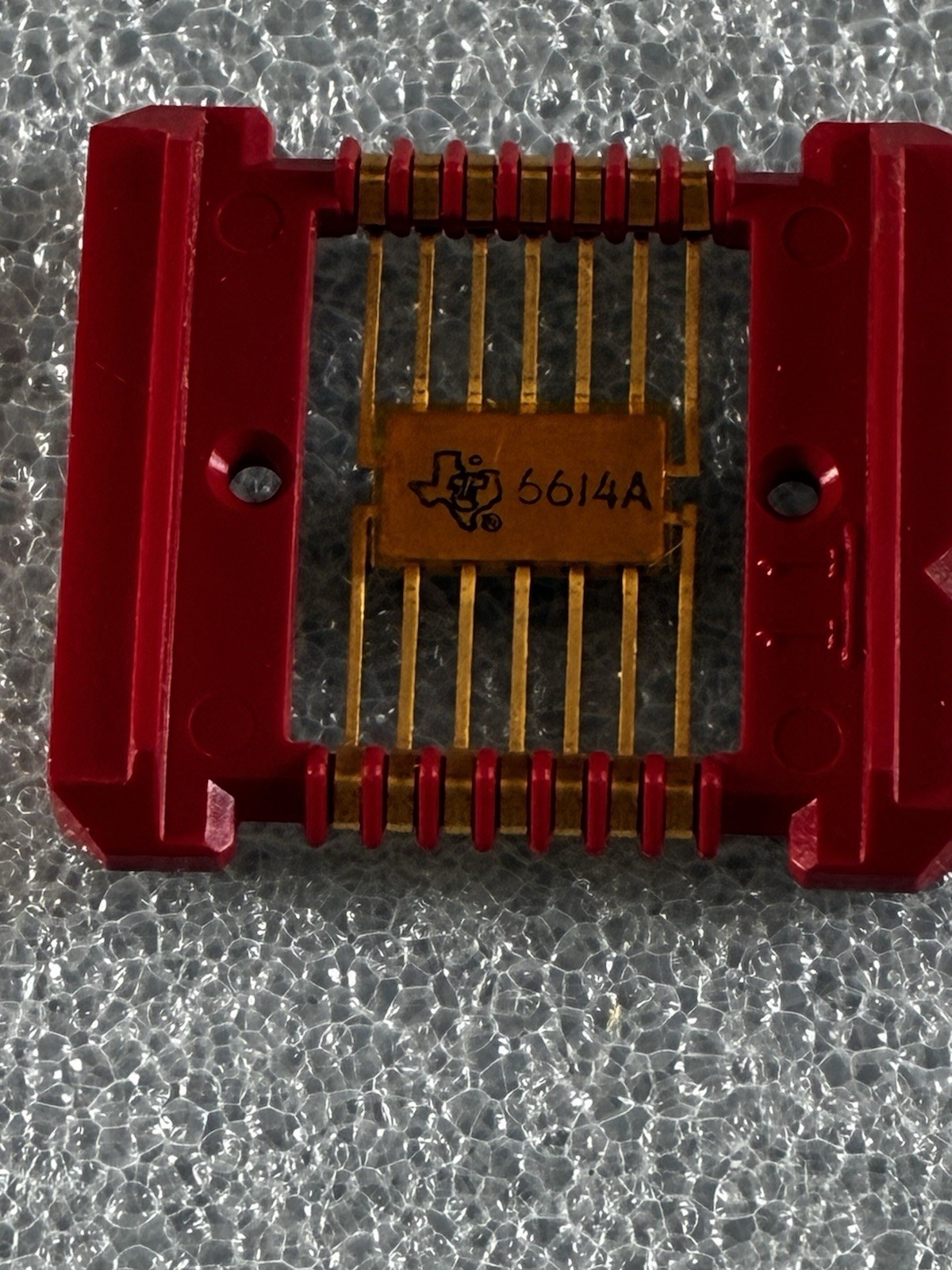 50 VINTAGE NOS RARE TEXAS INSTRUMENTS GOLD FLAT PACK IC PROCESSOR CHIPS 600D5.
