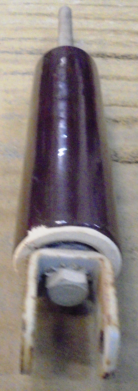 UNKNOWN BRAND ELECTRICAL INSULATOR, 16”X 2” X 2”, CERAMIC, BROWN