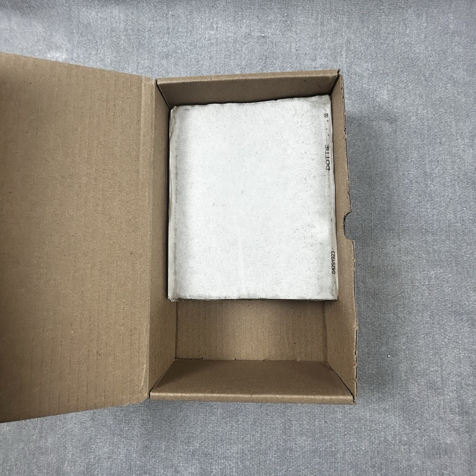 Dottie # 68 Sound Barrier Pads 1/8″ x 6″ x 8″ Pads – 12 Count