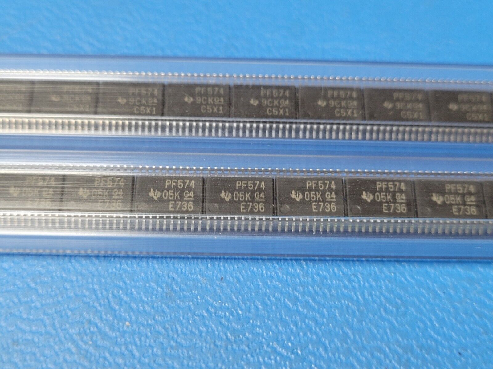 (2 PCS) PCF8574PW TI I/O Expander 8 I²C 100 kHz 20-TSSOP ROHS