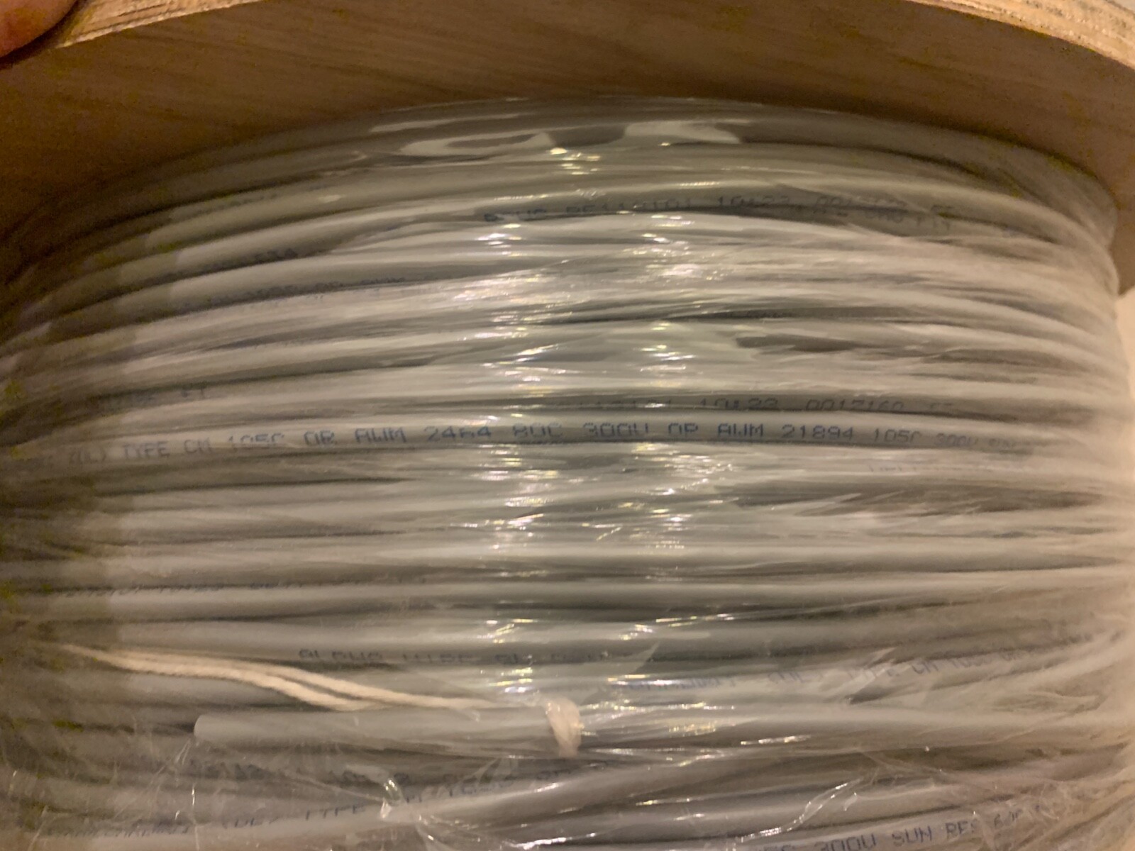 Alpha Wire Multi-Conductor Cables 24AWG 3C UNSHLD 1000ft SPOOL SLATE