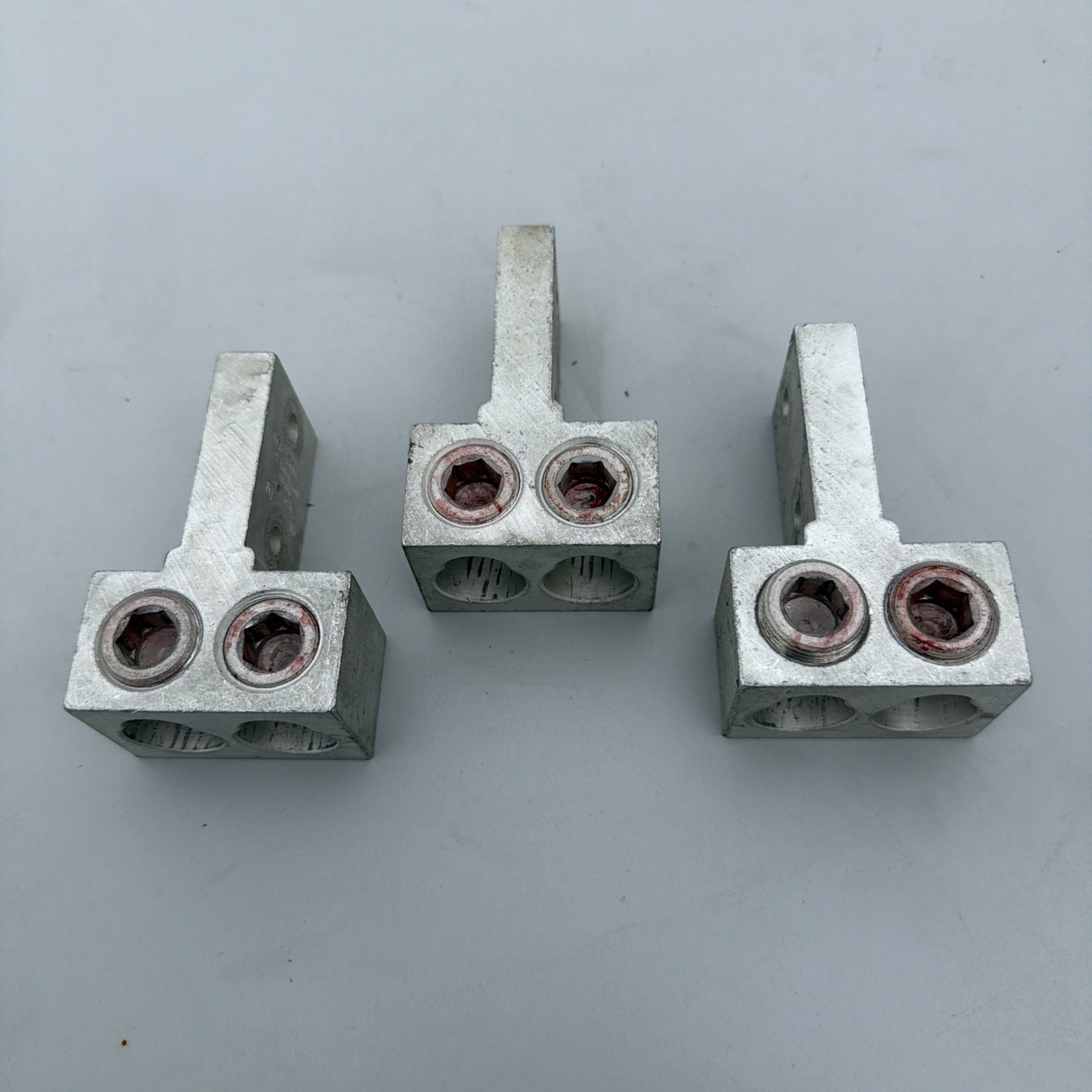 Lot of 3 – TGE-600-2 GE 600 Amp SCP Plus Lug Kit 4-600 kcmil CU9AL 500 in/lbs