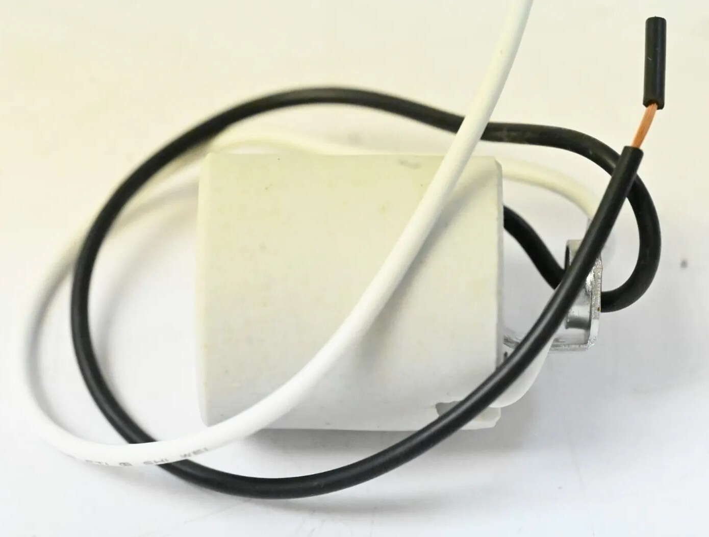 White Ceramic Porcelain Bulb Light Lamp Socket 250V 660W E136278 Sun-Lite