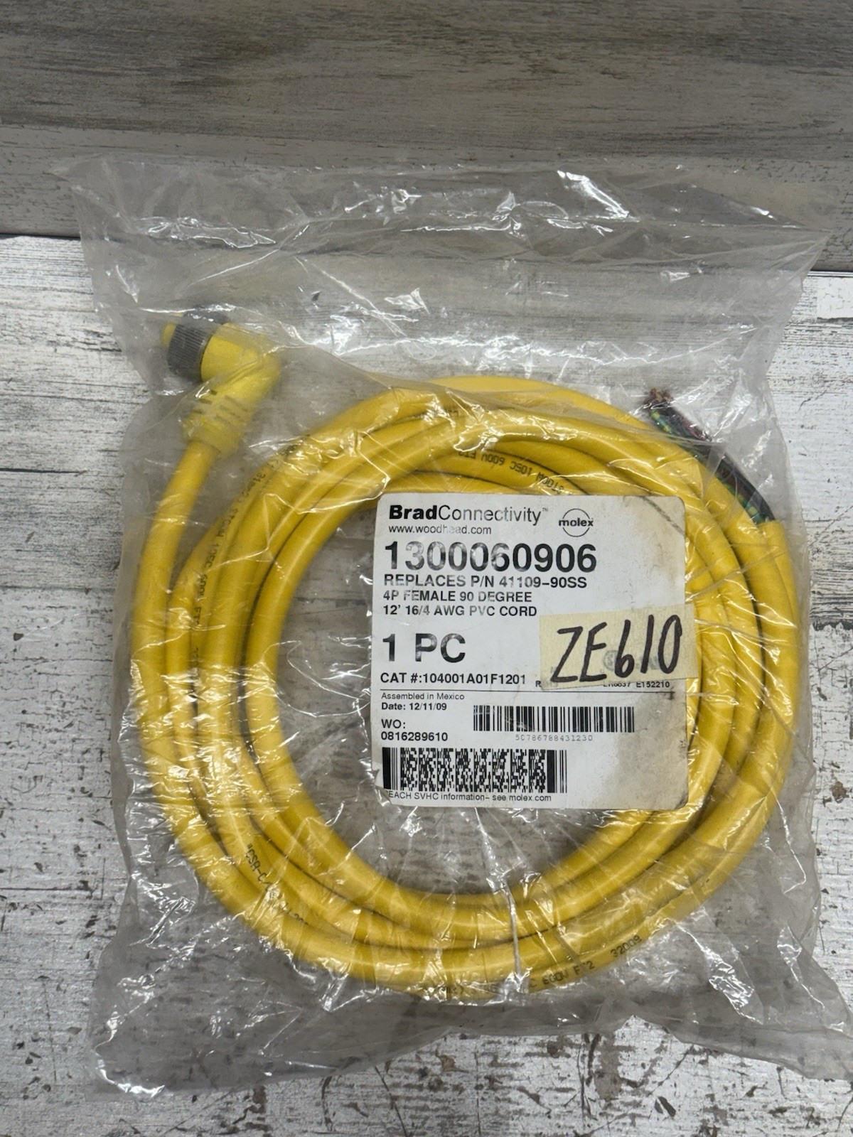 Brad Connectivity 1300060906 4P Female Straight 12ft Cordset 104000A01F1201 New