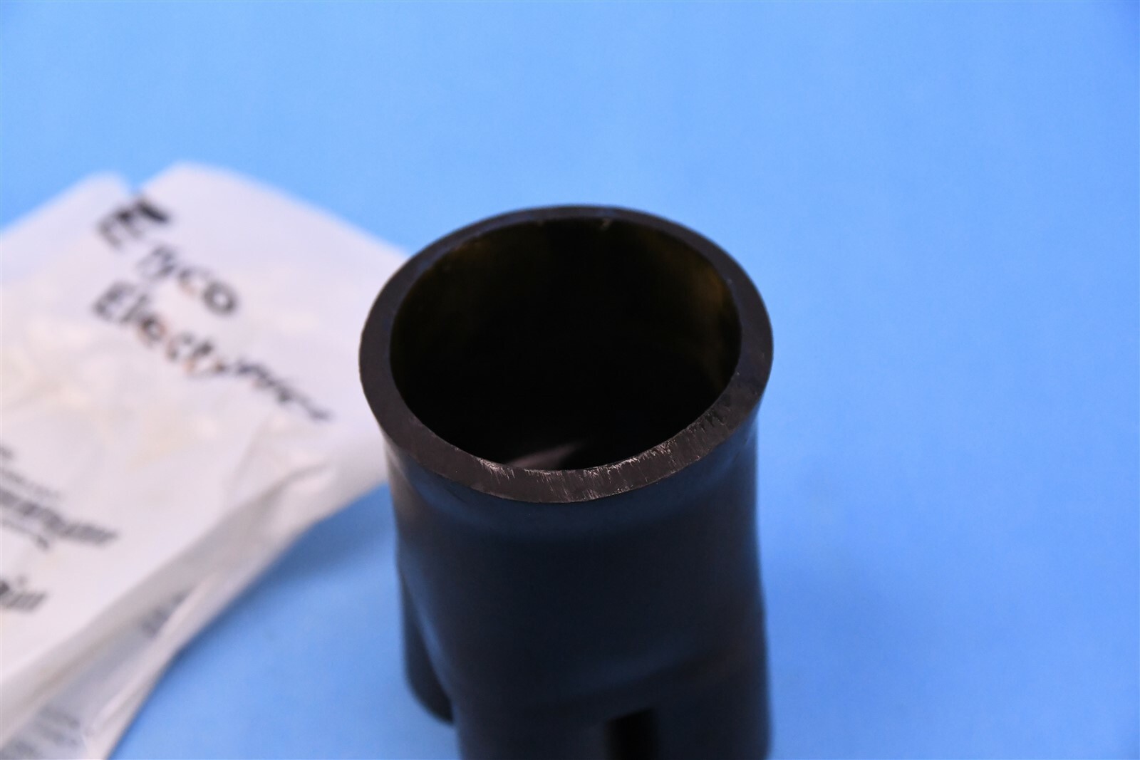 Tyco Electrical Shrink Sleeving Boot 1 to 4 Transition Part # 502A834-4/42