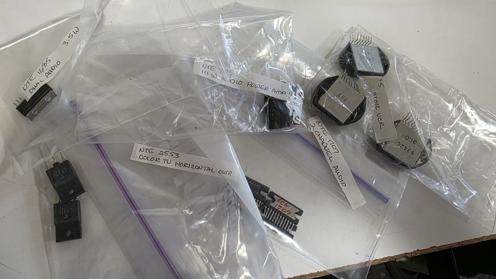 Lot Of Misc Electronics Parts – Voltage Regulators, Outputs, AF Power Amp, Etc