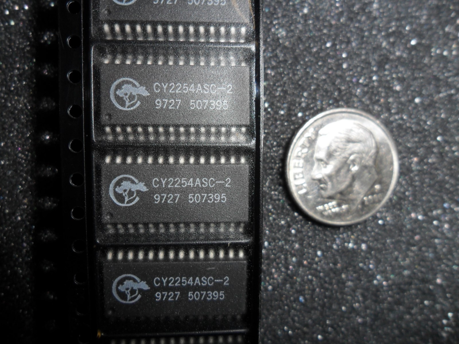 CY2254ASC-2 CPU SYSTEM CLOCK GENERATOR 28-PIN SOP CYPRESS (5 PER LOT)