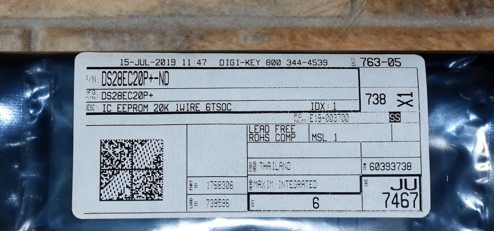 Maxim Integrated DS28EC20P+ 20Kb 1-Wire EEPROM 6-TSOC IC Lot of 11 New Digi-Key
