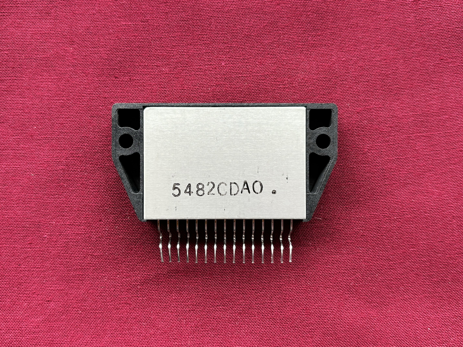 STK5482 Voltage Regulator NOS