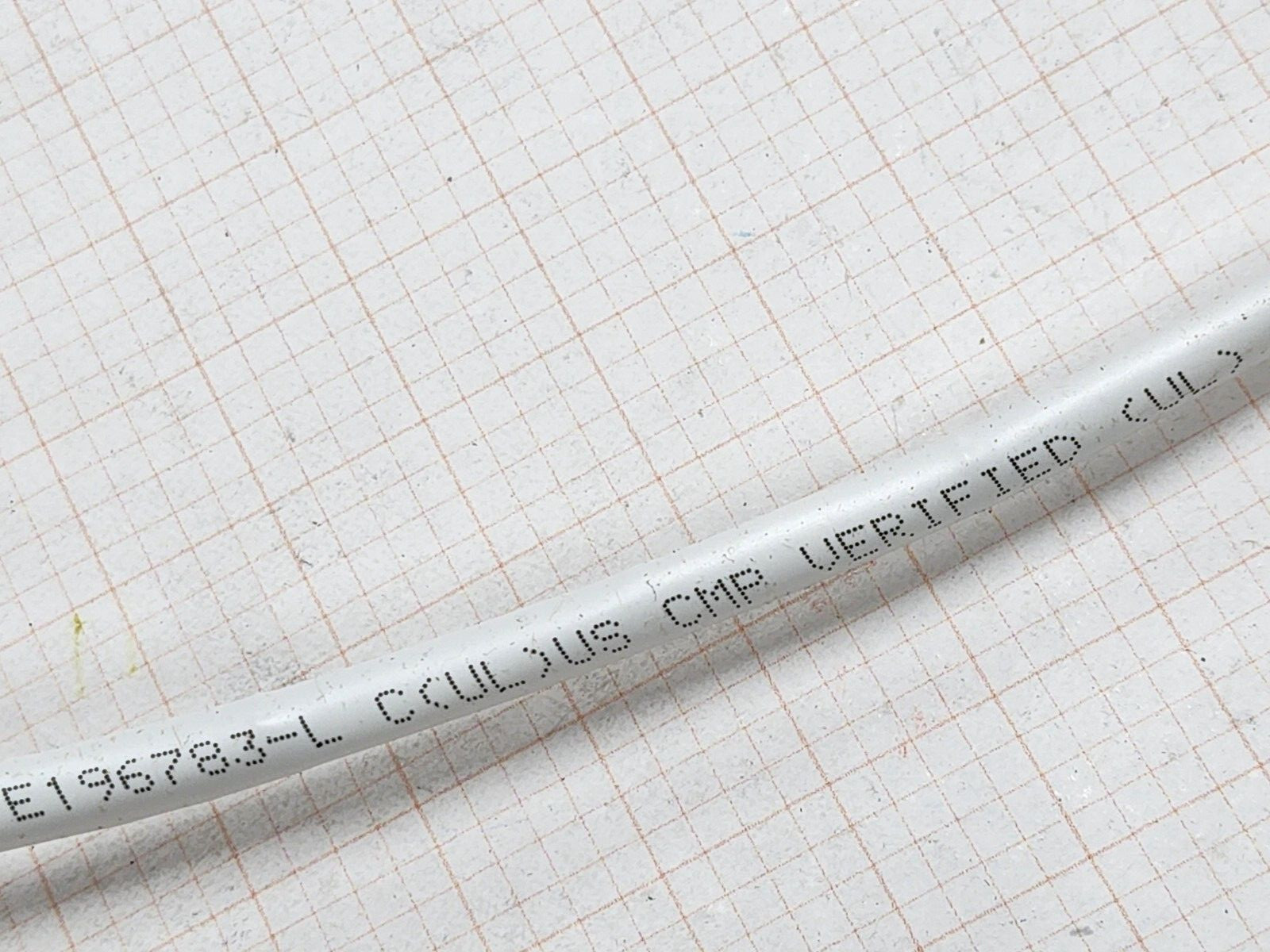 Panduit PUP6AHD04WH-G 23/4P Cat6A Vari-MaTriX HD Network Cable Plenum White/50ft