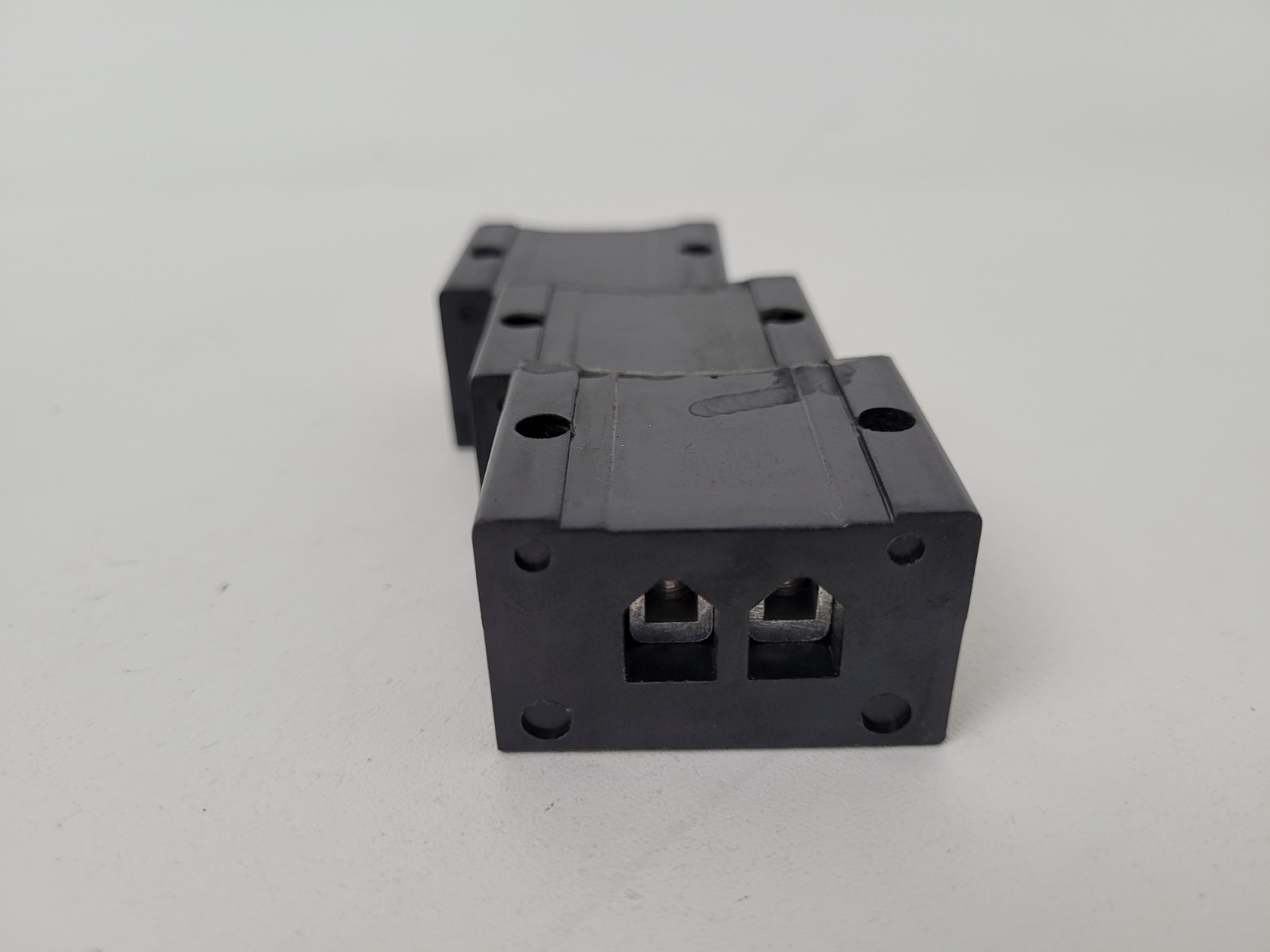 Lot of 3 – 1102 Marathon 65A 600V Terminal Block – Next Day Option
