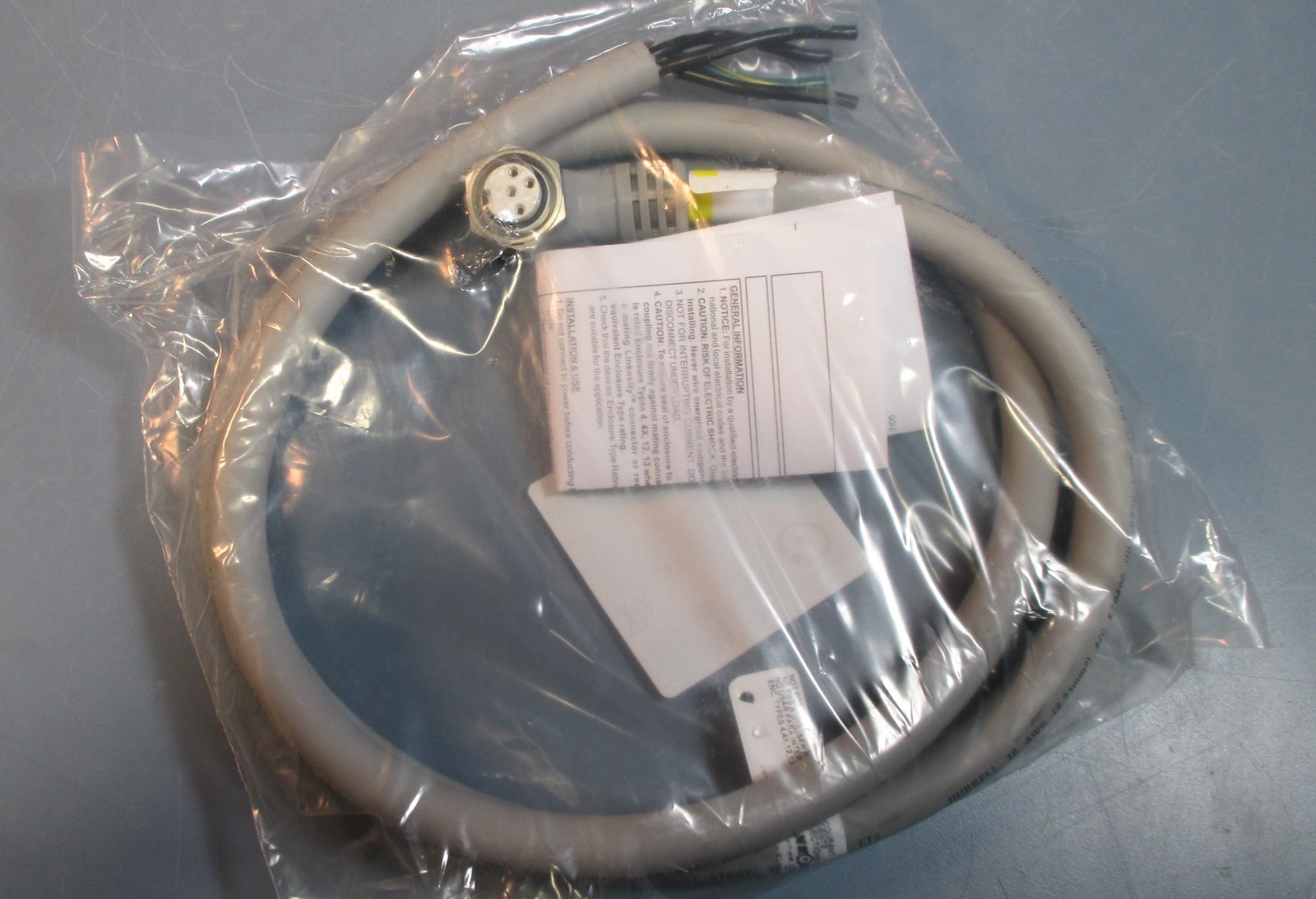 Hubbell PG2004PA005 Linkosity Female Cable Right Angle 20A 600VAC 4 Pole 5′ NIB