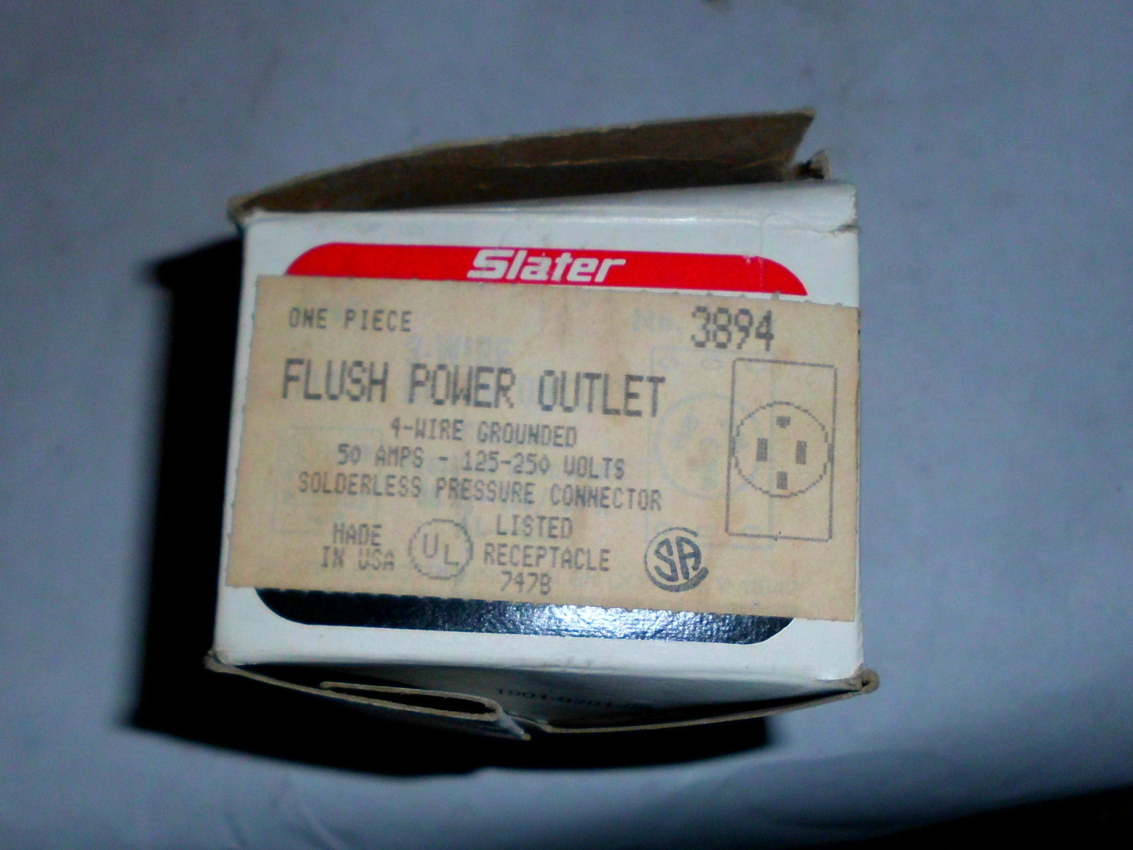 Slater Flush Power Outlet 3894 4-Wire Grounded 50 Amps – 125-250 Volts