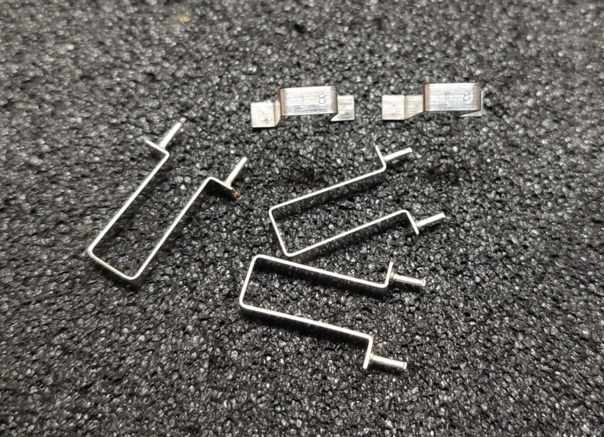 5pcs/lot,KNS150-009HB-RP-R018,Power shunt Resistors Radial,1.5W,18mOhm,VITROHM