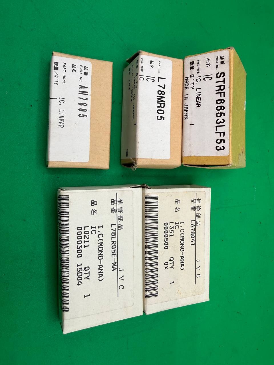 Lot of 5 Assorted ICs AN7805 L78MR05 STRF6653LF53 LA78041 JVC RE