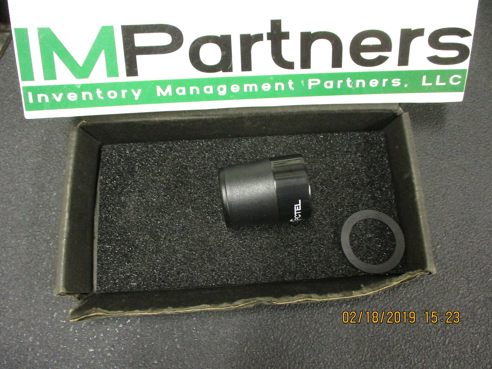 BMLPVDB902/2400S PCTEL Mobile Low Proﬁle Vertical Antennas BRAND NEW!