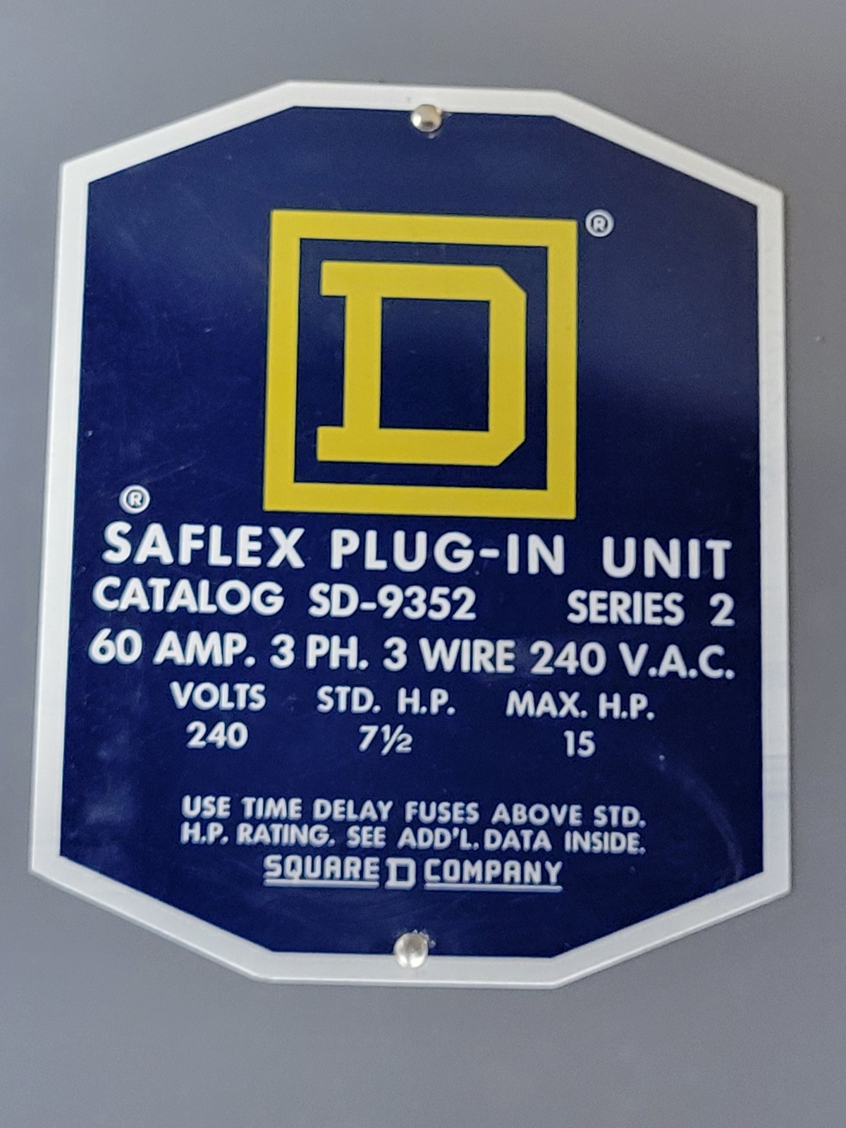 Square D SD-9352 Safelex Plug-in Unit Busway Bus Plug 60A 3PH 3W 240V 15HP