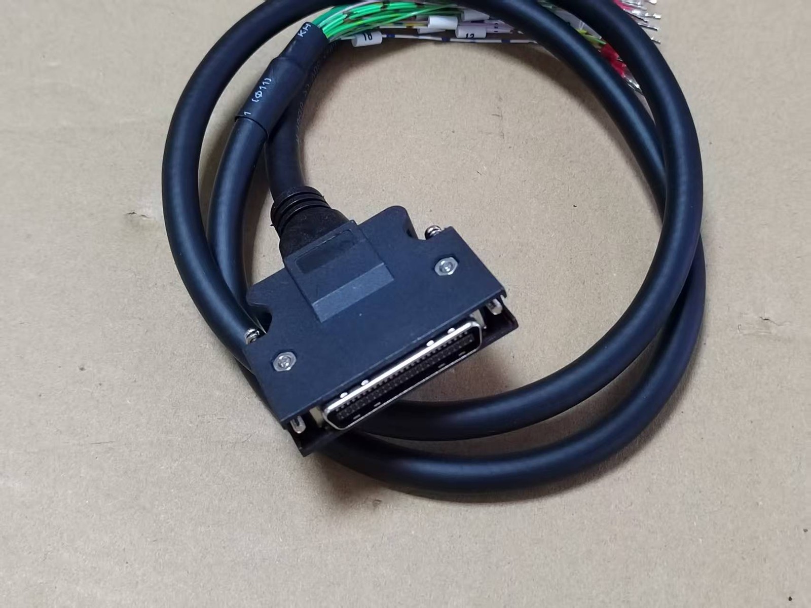 FOR 1M cable Yaskawa Mitsubishi servo connection CN1 JZSP-CSI01-1-E MR-J3CN1