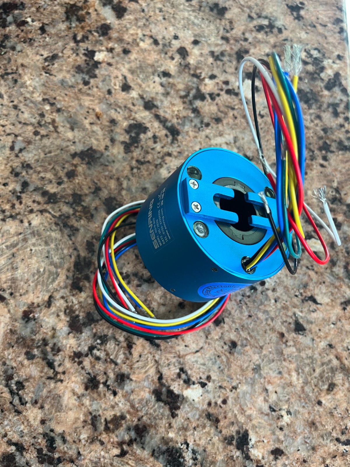 SenRing (Hollow Shaft) Through Hole Slip Ring H2578-0610, Rotating Connector