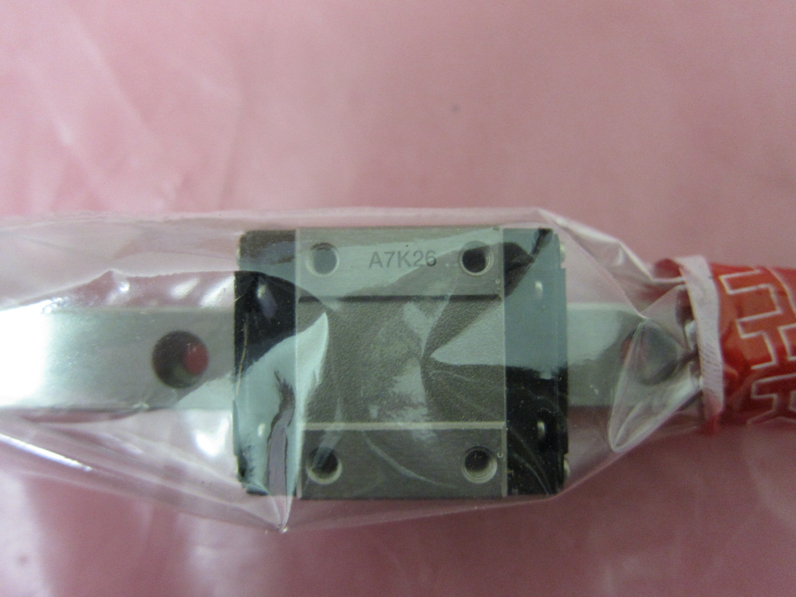 THK 11110 20132 64000 LM SYSTEM A7K26-1060 RSR12VMUU+470LM 401716