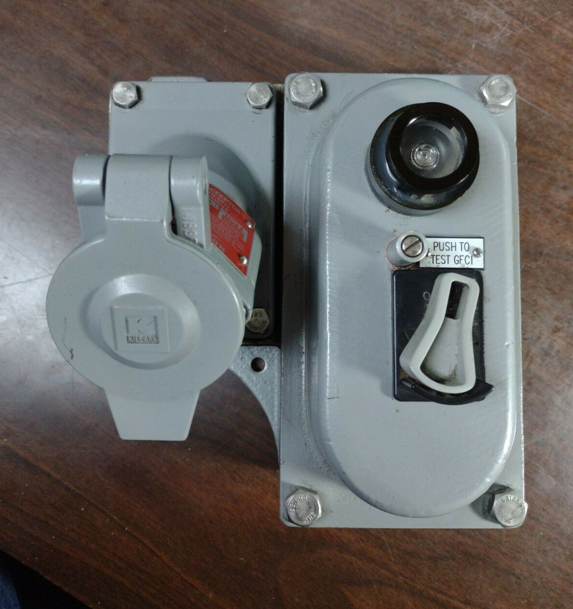 KILLARK UGFI20C2 ACCEPTOR RECEPTACLE INTERLOCKED GFCI SWITCH 20 AMP NEW NO BOX