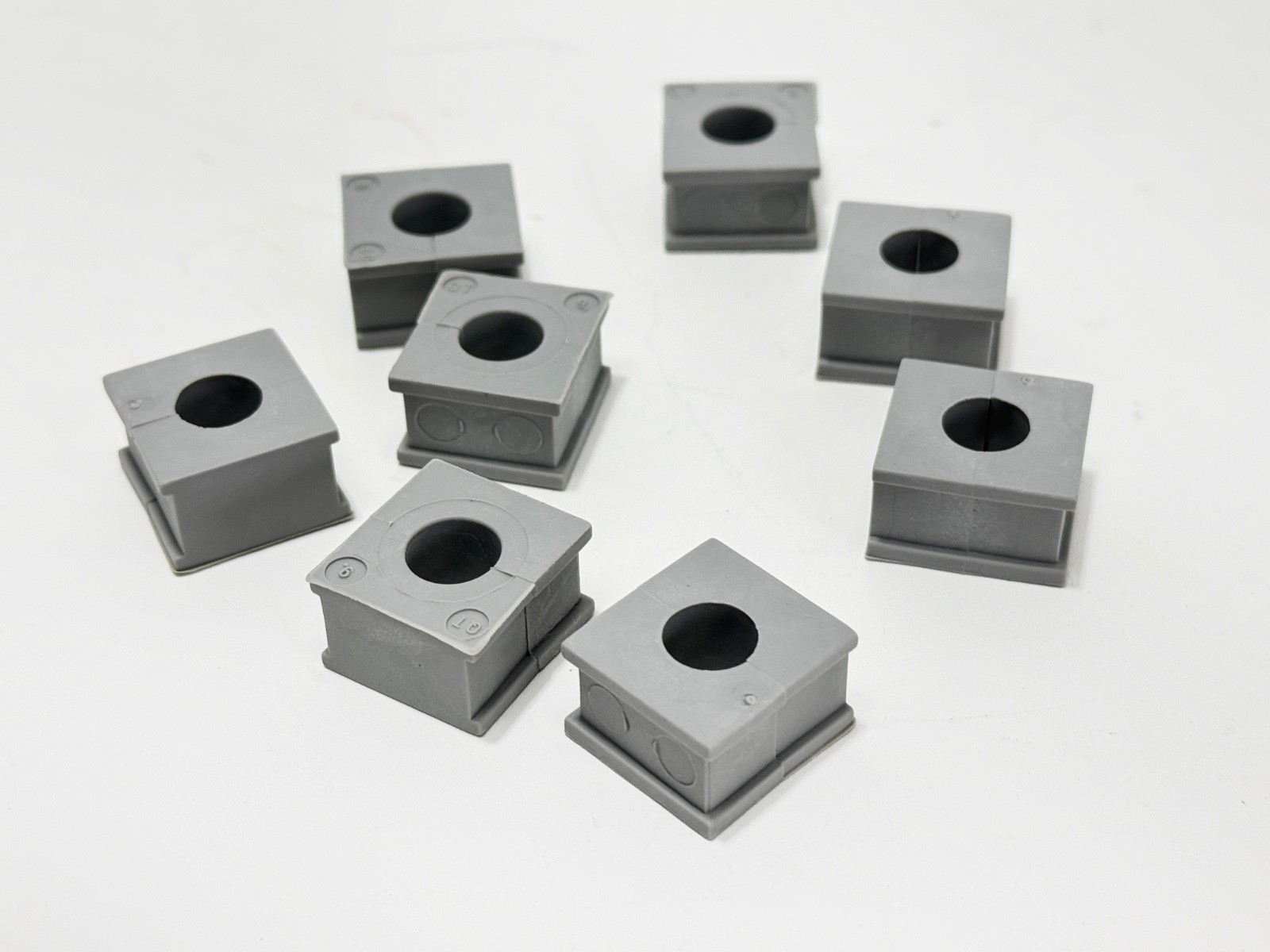 OPEN BOX Icotek 42509 QT 9 Split Cable Grommets 8pcs for Round cable