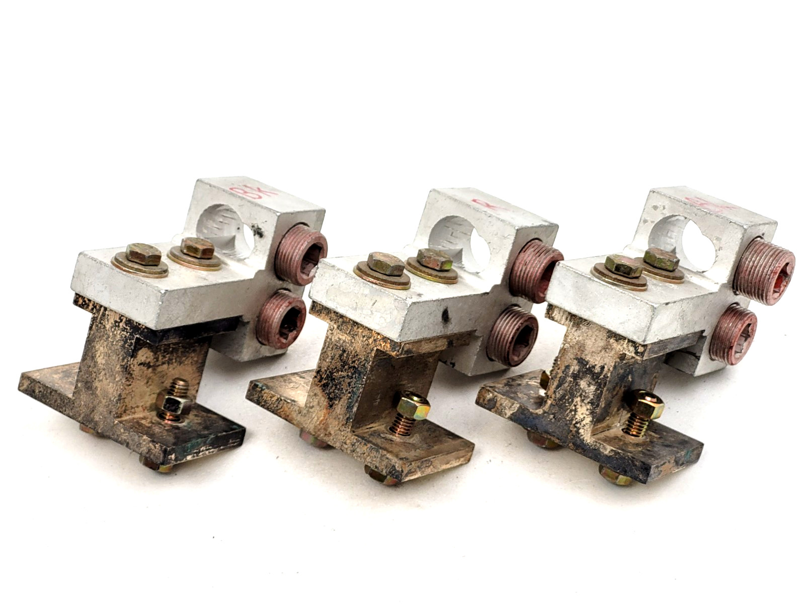 Lot of 3 – TGE-600-2 GE 600 Amp SCP Plus Lug Kit + Hardware – Next Day Option