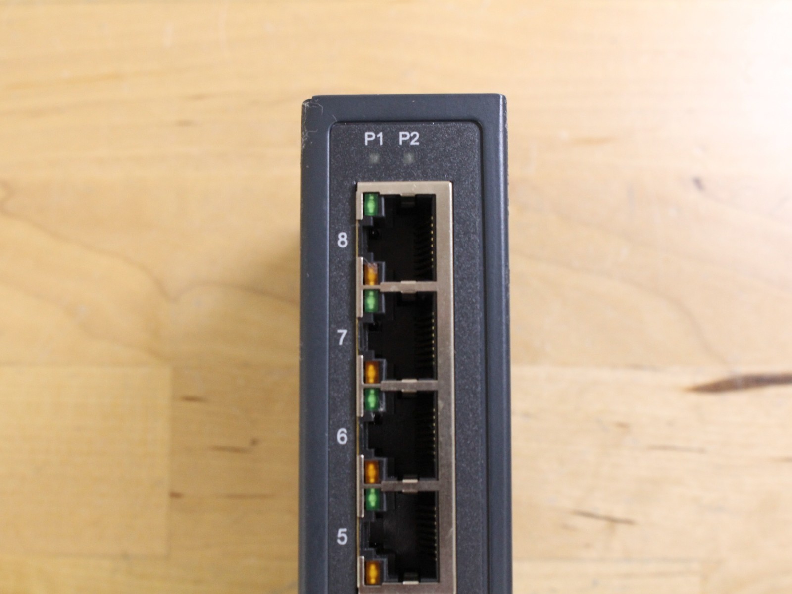 Advantech ESW108-A – 5 Port Slim-type Unmanaged Industrial Ethernet Switch
