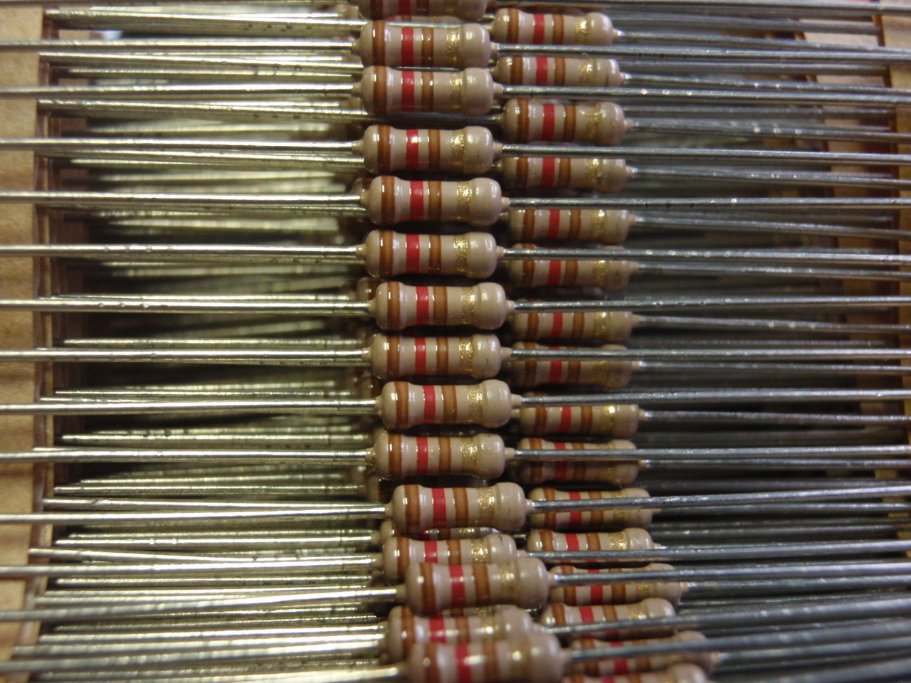 Rare! Resistor 120 Ohm 1/4W Coal Layer! NOS D2x6mm 50x 24894