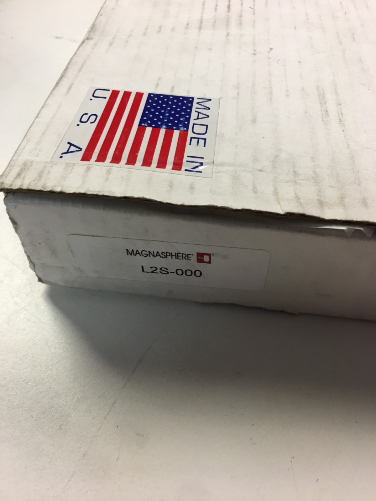 Magnasphere HSS-L2S-000 Single Alarm Contact, Surface Mount new old stock