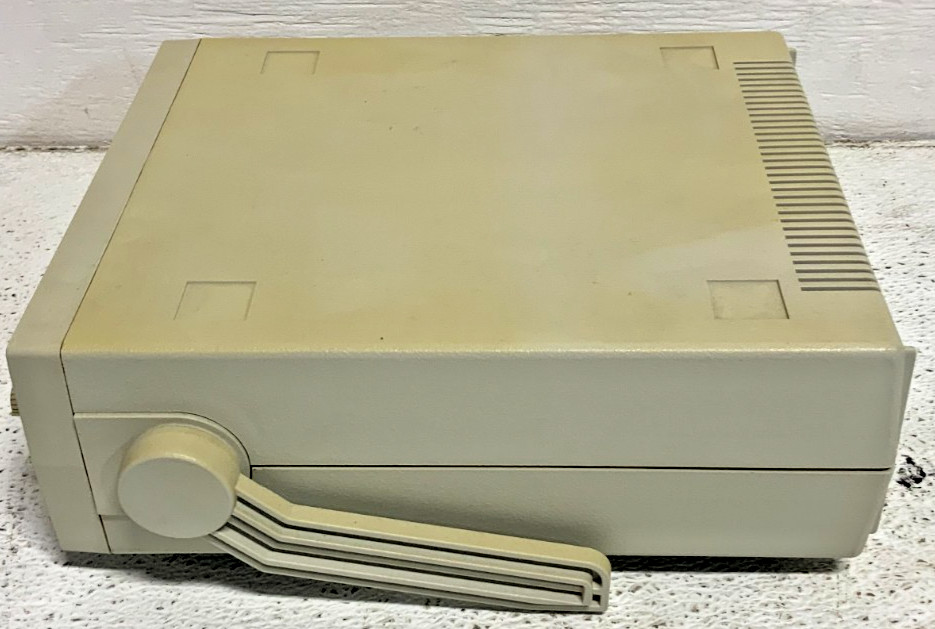 Protek B-803 Sweep Function Generator 230V 13W 50/60HZ 7 Frequency Range 247C