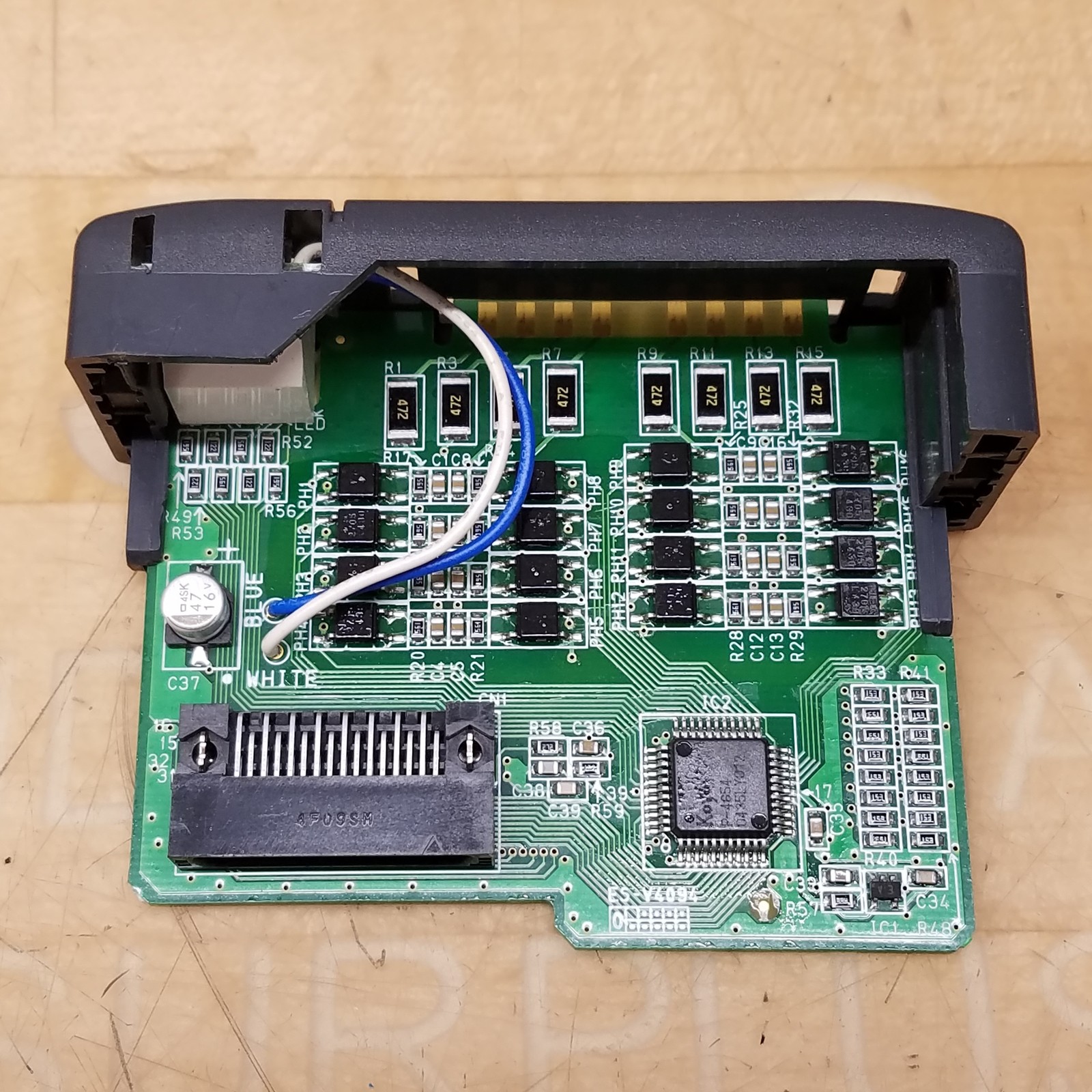 Koyo PLC Direct D2-16ND3-2 Current Sinking/ Sourcing Input Module, 24VDC – USED