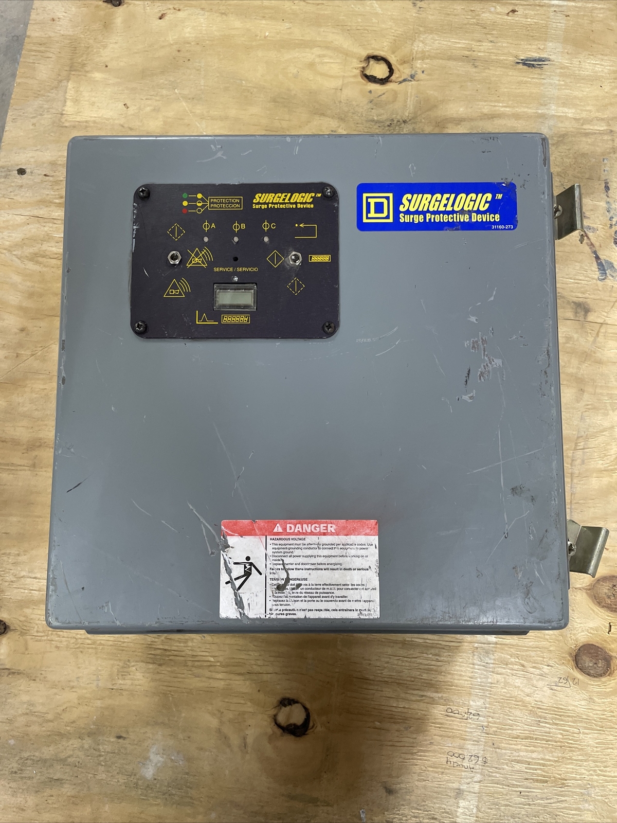 SQUARE D TVS4XGA16ACD Surgelogic Protective Board