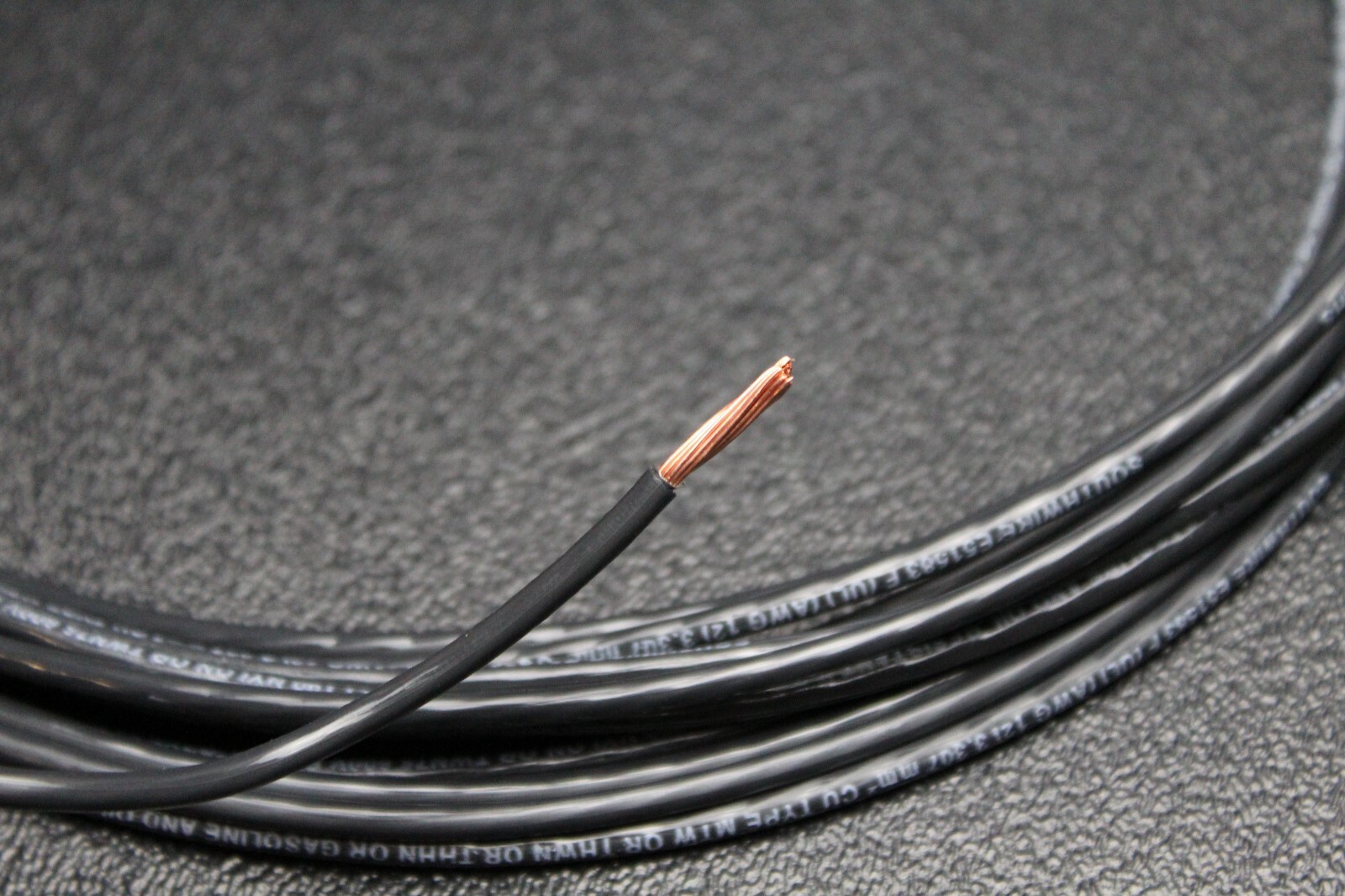 12 GAUGE THHN WIRE STRANDED 8 COLORS 25 FT EACH THWN 600V CABLE AWG BUILDING