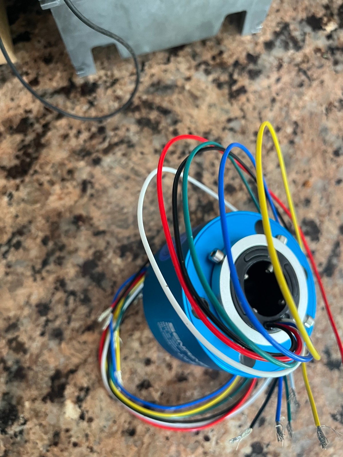 SenRing (Hollow Shaft) Through Hole Slip Ring H2578-0610, Rotating Connector