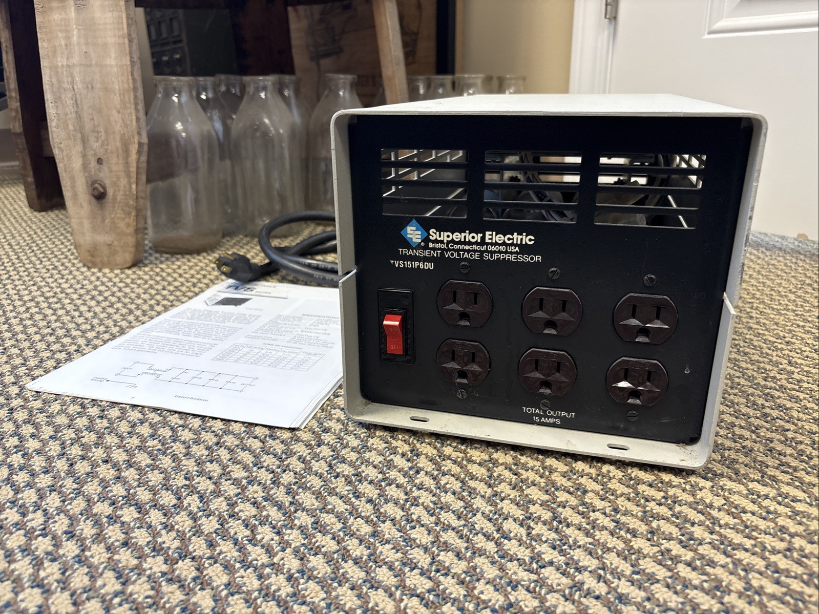 Superior Electric 6 Outlet Transient Voltage Suppressor TVS151P6DU 15Amp Surge