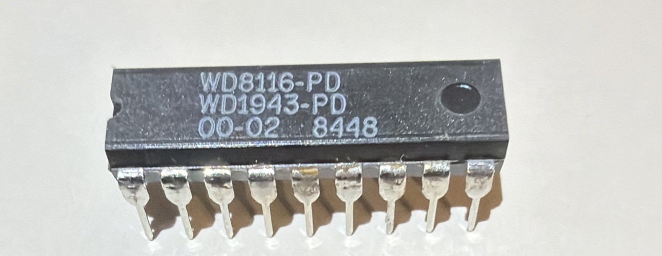 WD8116-PD WD1943-PD DUAL MARKED DUAL BAUD RATE CLOCK 18-PIN DIP (Lot of 6)