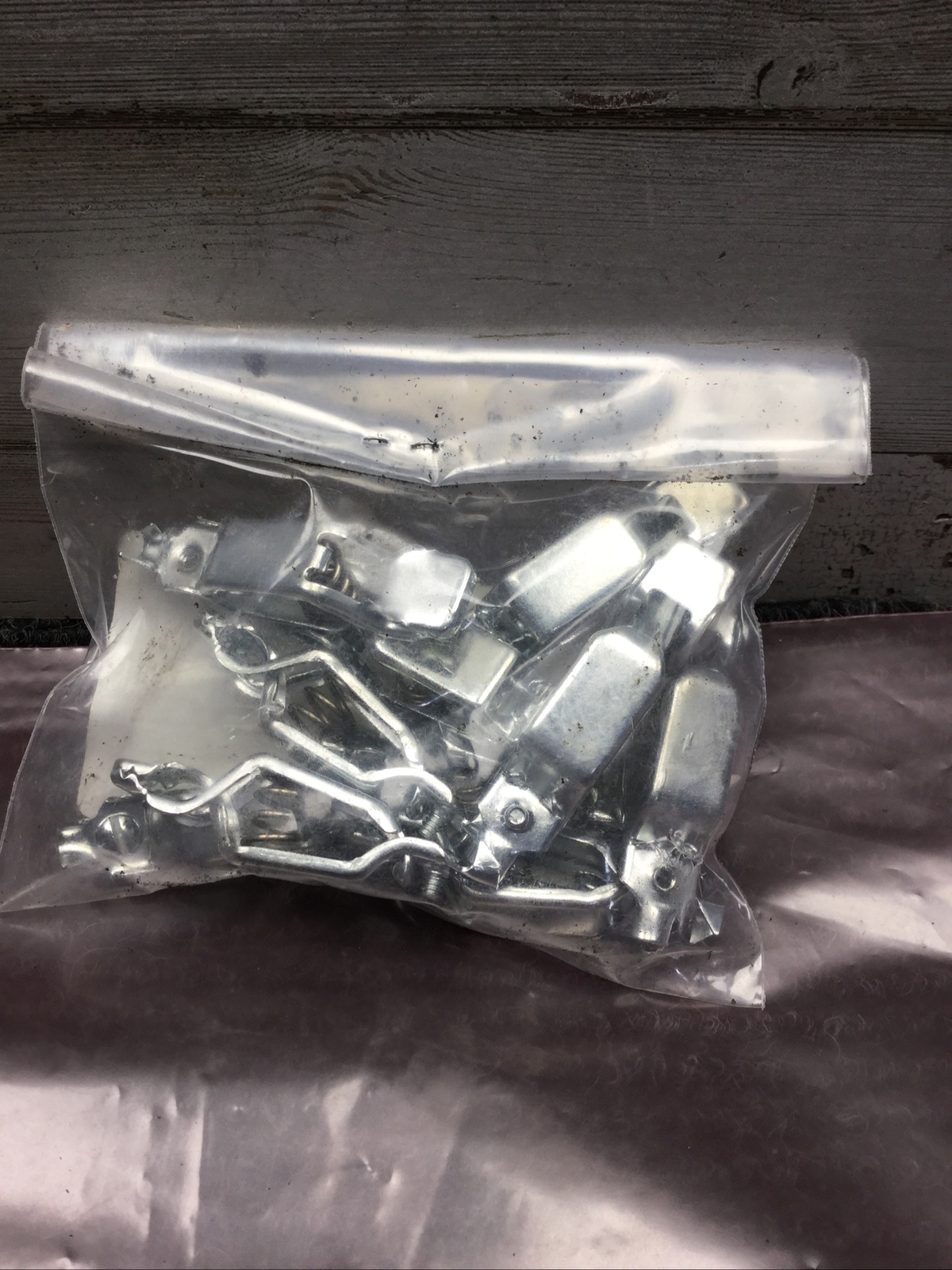 Bag Of 10 DIGI-KEY P/N 290-1944-ND BC27AZP Alligator Clips