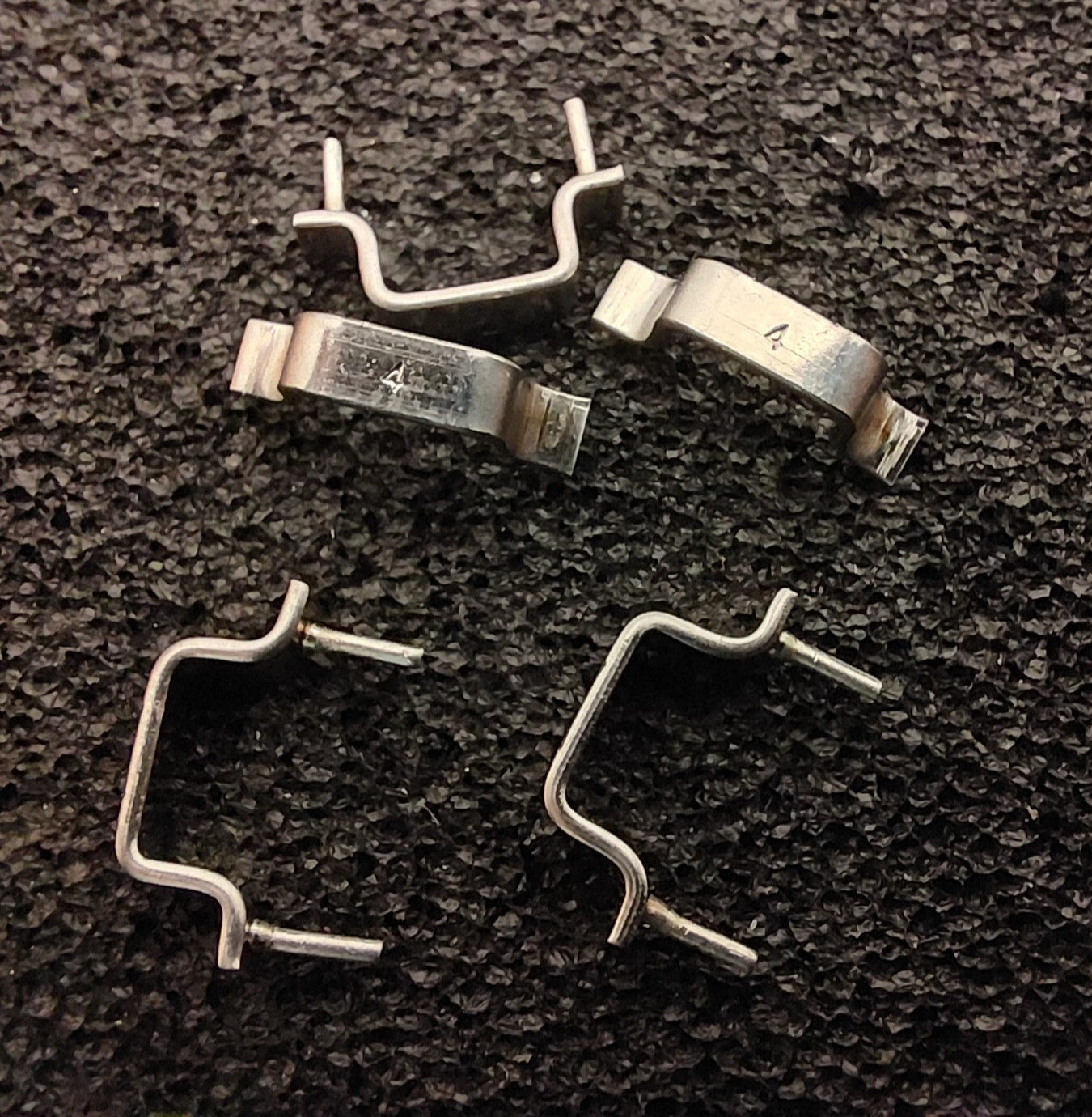 5pcs/lot,KNS100-009JB-RP-R004,Power shunt Resistors Radial,1W,4mOhm,VITROHM