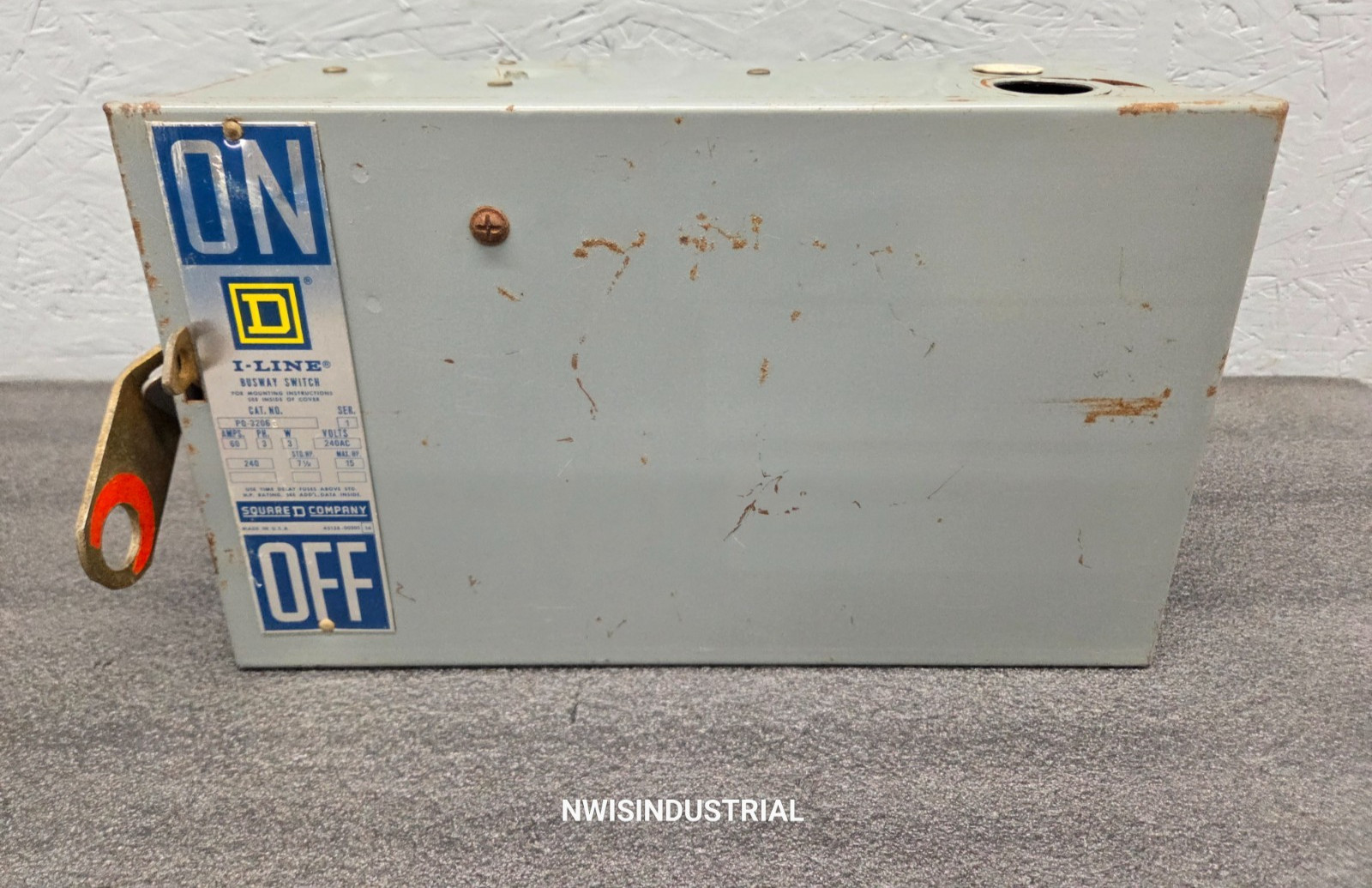 Square D PQ3206G 3P3W 60 Amp 240 Vac Bus Plug (Horizontal Style)