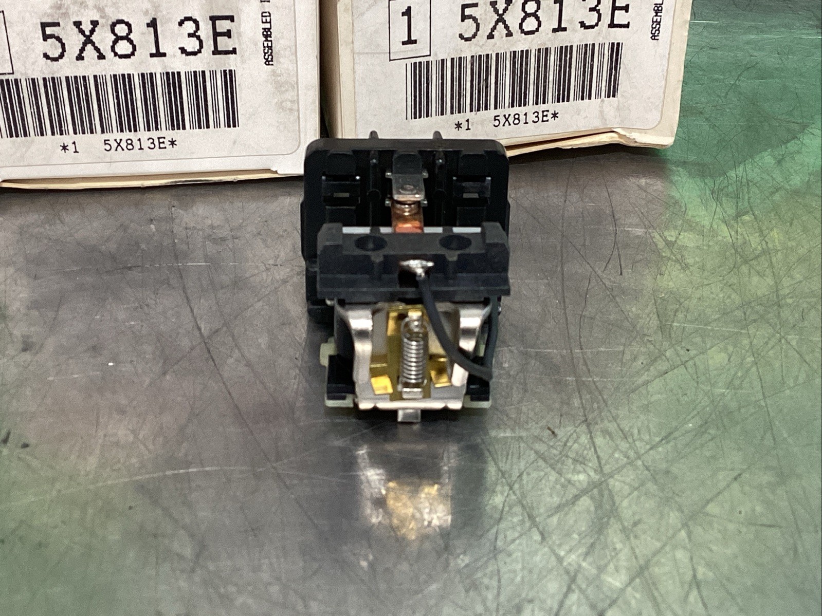3 New Dayton 5X813E General Purpose Relay 24V AC, 60HZ T6
