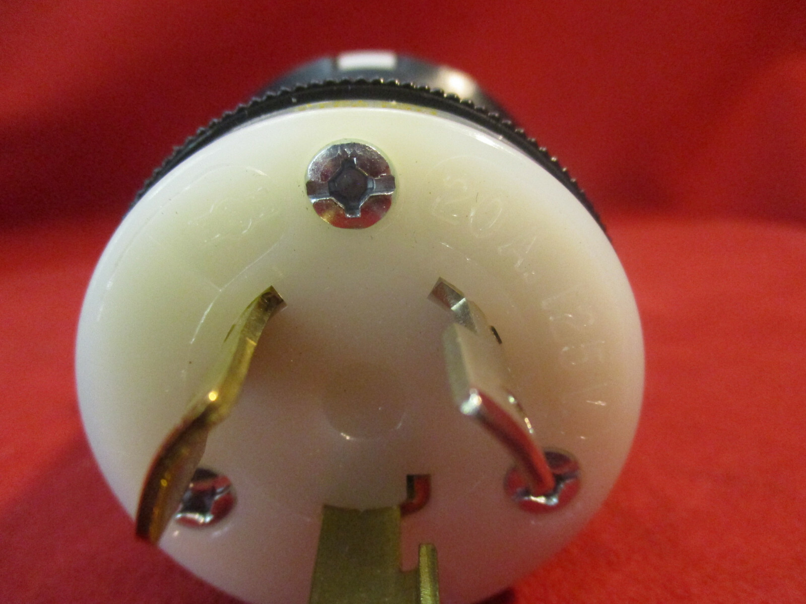 Hubbell HBL2311 Twist Lock Male Plug 20A 125V 2 Pole 3 Wire NEMA L5-20P