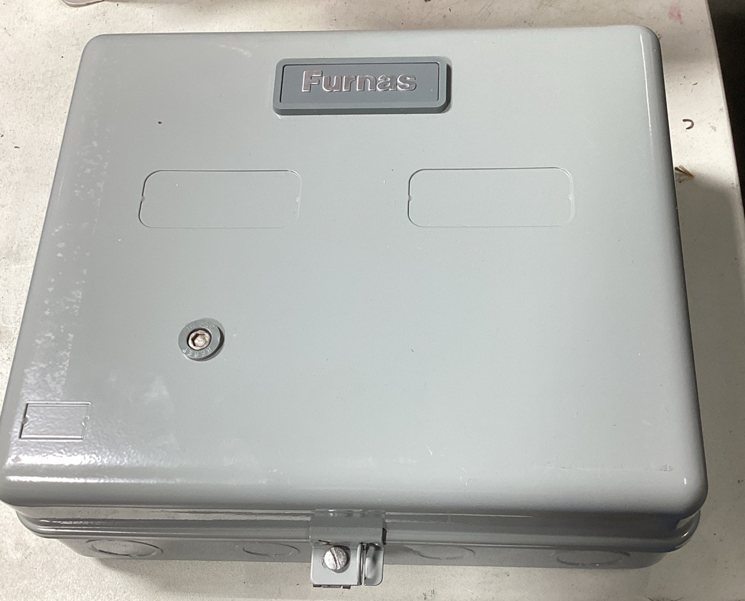 Furnas 49EA14EFBBA Enclosure GENERAL Purpose Nema 1 Class 14 Size 00 Thru 1 3/4