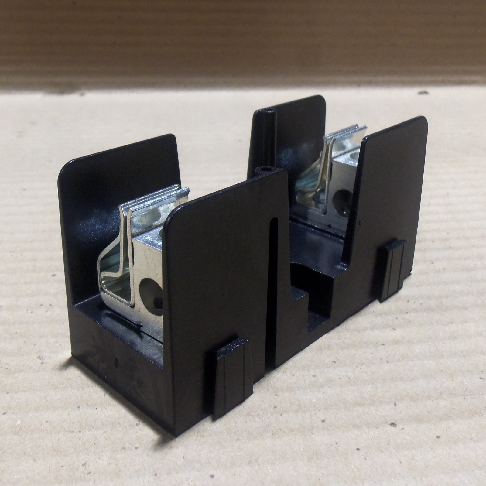 MARATHON R6J100A1B SINGLE POLE FUSE BLOCK 600V 100A 100 AMP CLASS J FUSE HOLDER