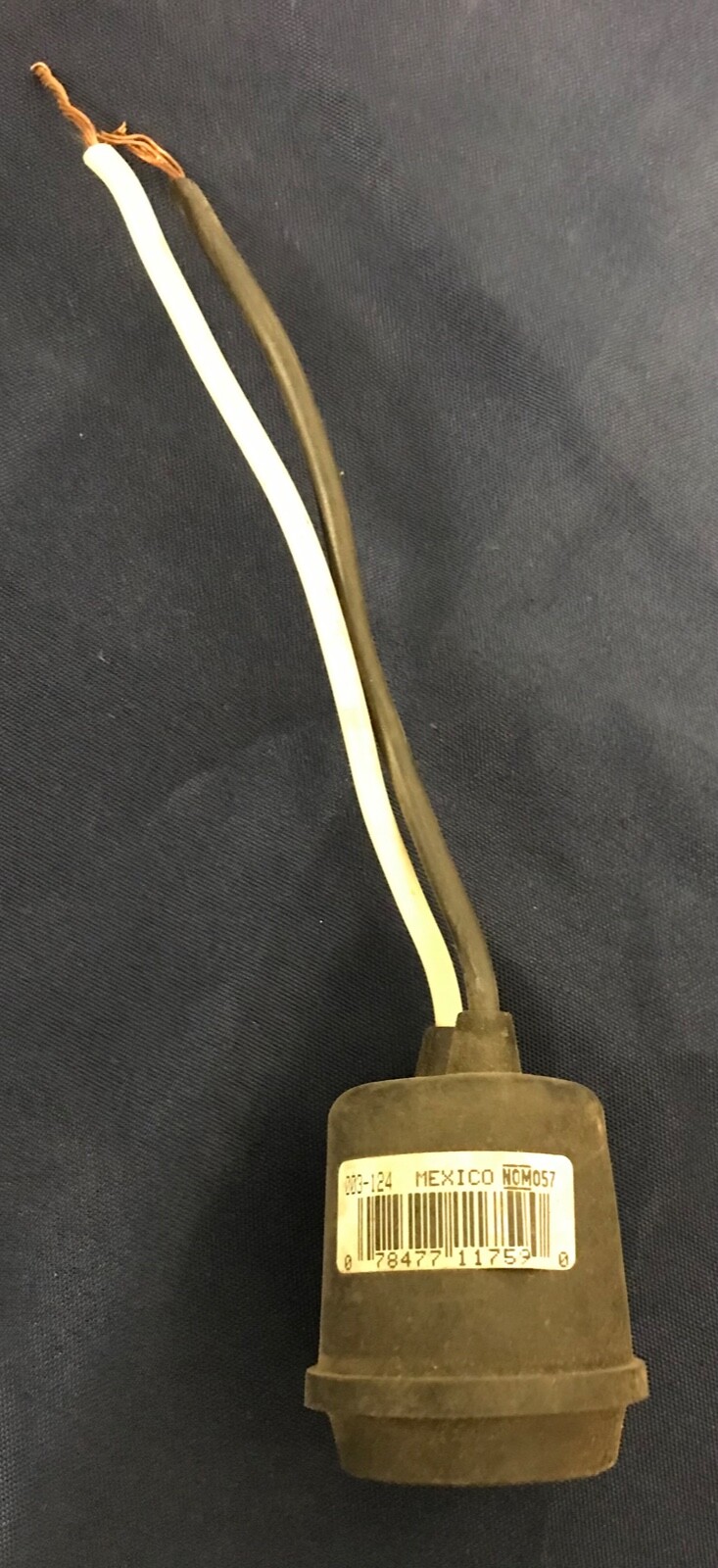 Lot of 12 Outdoor Rubber Lamp / Light Socket 2 Wire (Model# 003-124-D)