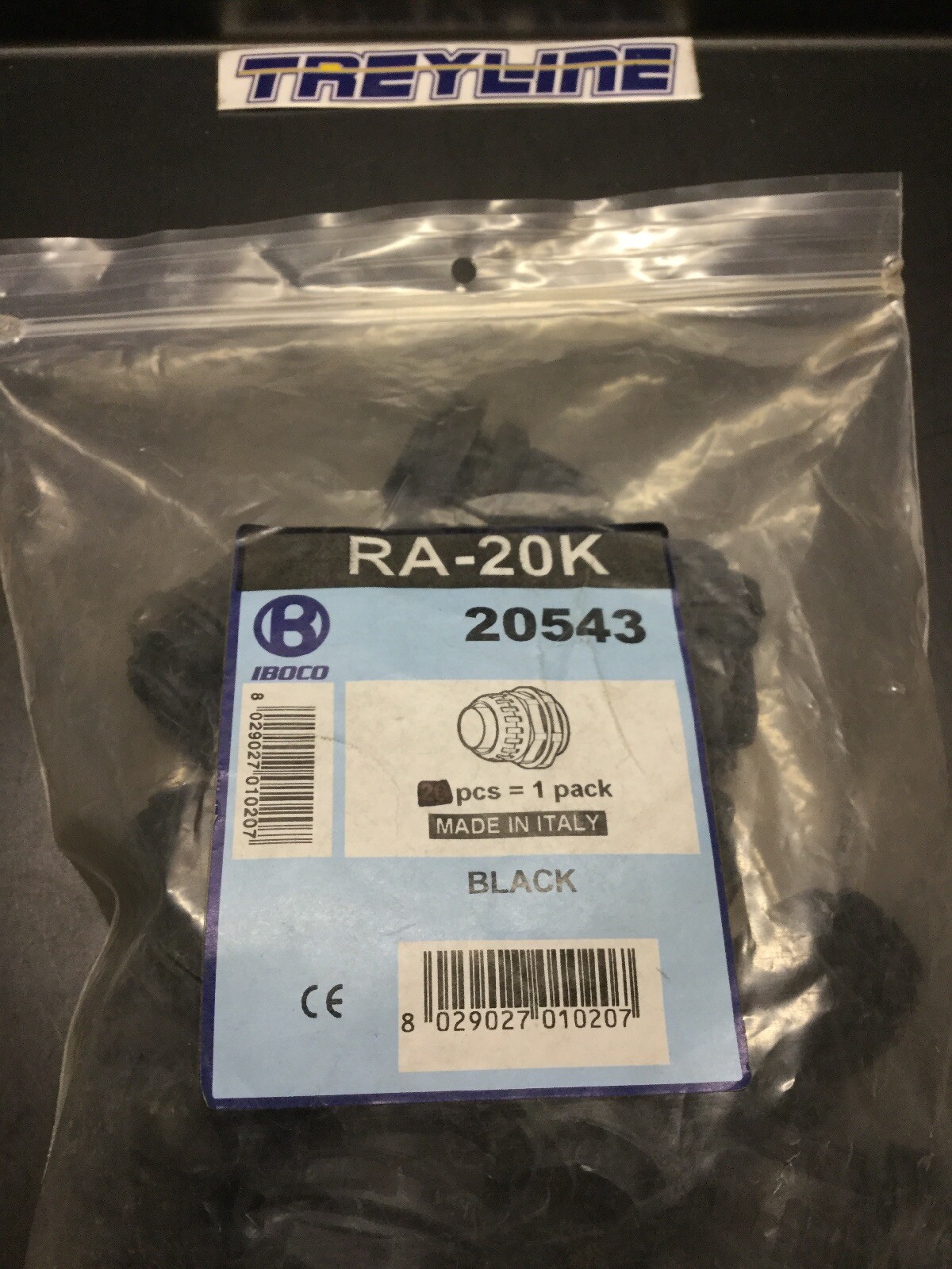 LOT OF 18, IBOCO, RA-20K, CONNECTOR, 20543, BLACK. (22E-3)