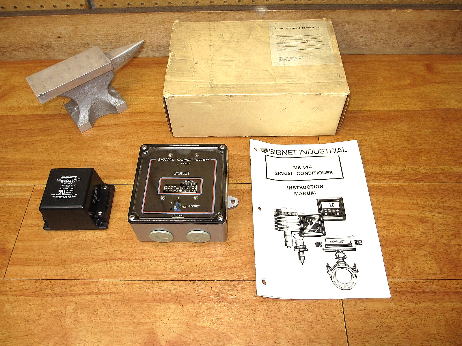 Signet P51440-1 *NEW OLD STOCK* Signal Conditioner MK 514 w/ Power Supply