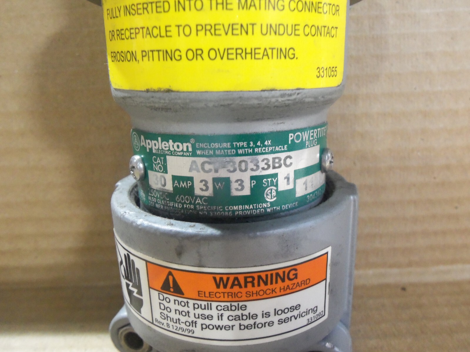 New Appleton ACP3033BC Aluminum 30 Amp Powertite Clamping Ring Plug #44