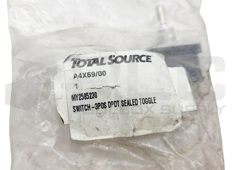 LOT OF 2 SEALED NEW TOTAL SOURCE 3231-7 TOGGLE SWITCH A4X69/00 MY2585230