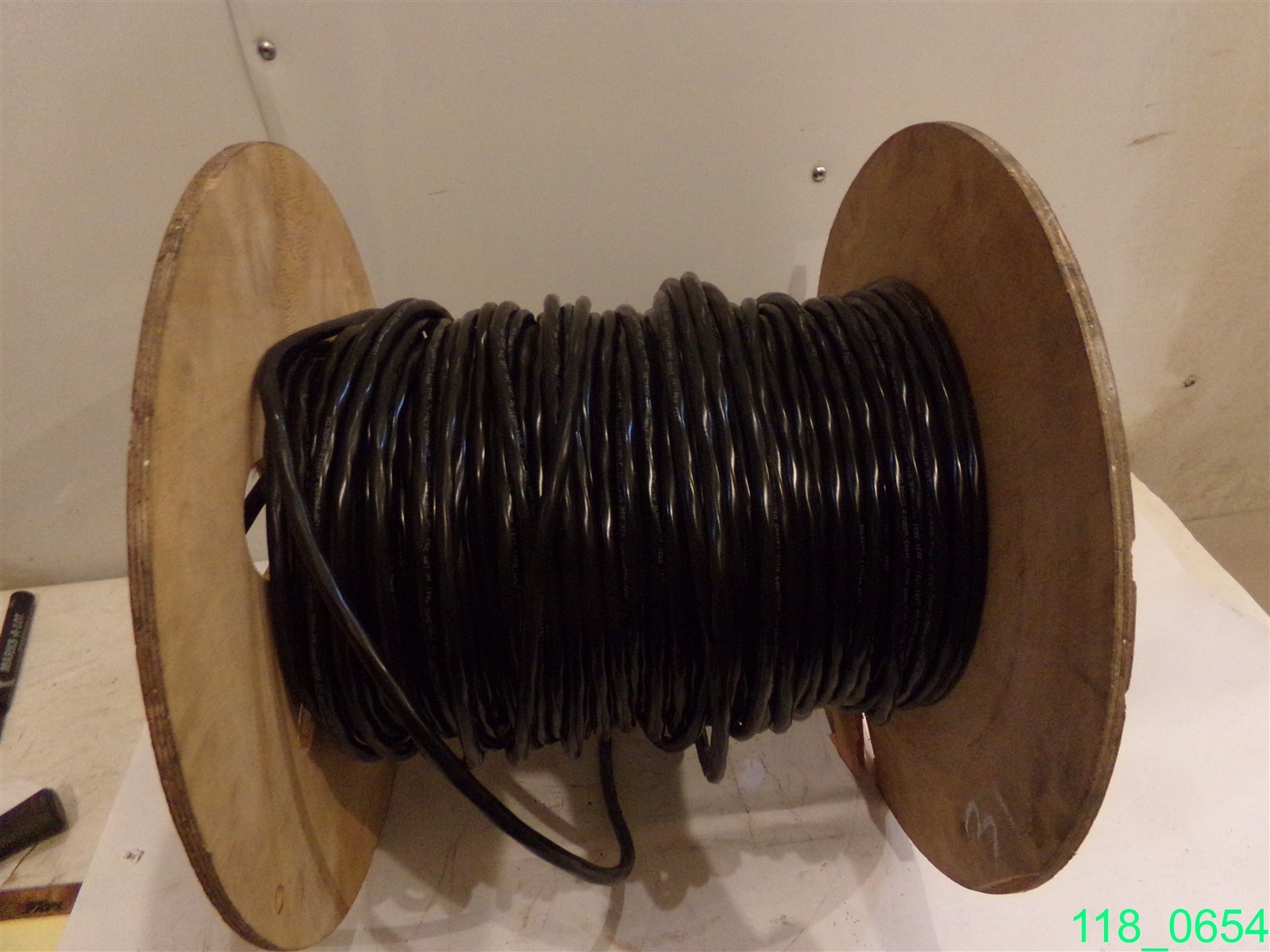 Qty= 130 FT: Belden T-1749 14/4 Audio Control Cable Wire CU STRANDED